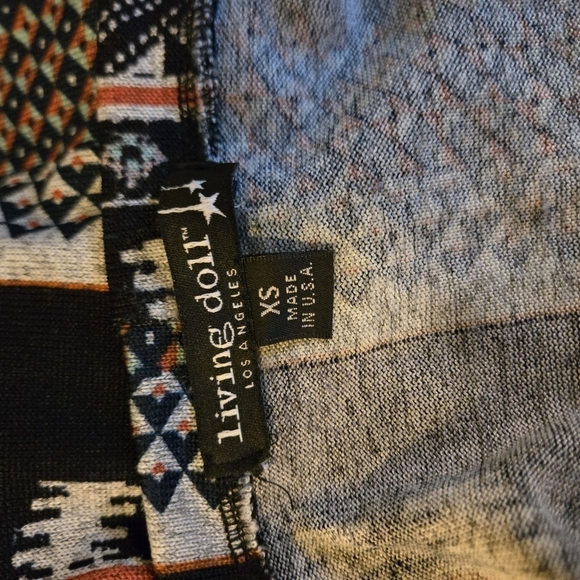 Living Doll Los Angeles Top XS Patterned A-Line Long Sleeve Aztec SW Print Boho - Picture 7 of 7